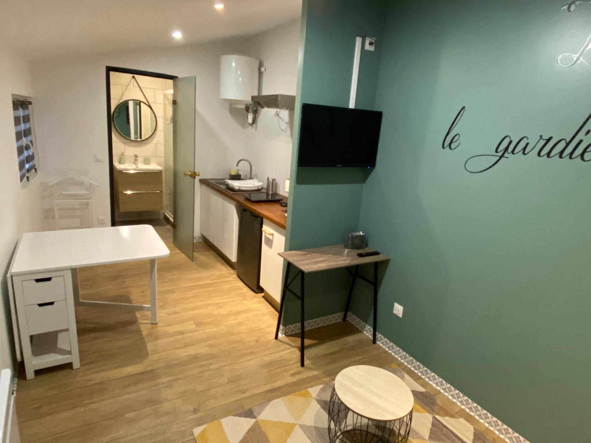 Le Patio Studio-Terrasse Montbeliard-Centre Екстер'єр фото