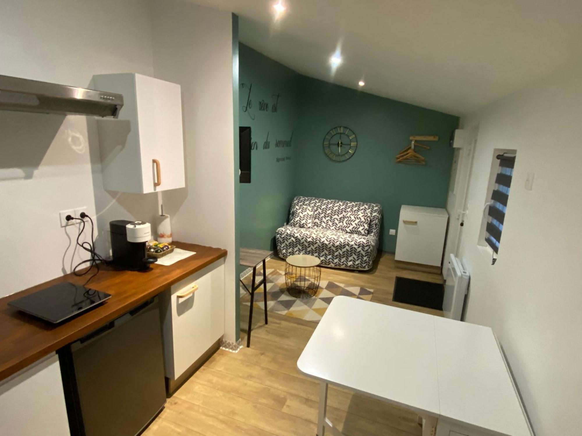 Le Patio Studio-Terrasse Montbeliard-Centre Екстер'єр фото
