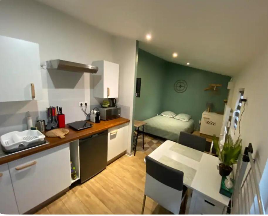 Le Patio Studio-Terrasse Montbeliard-Centre Екстер'єр фото